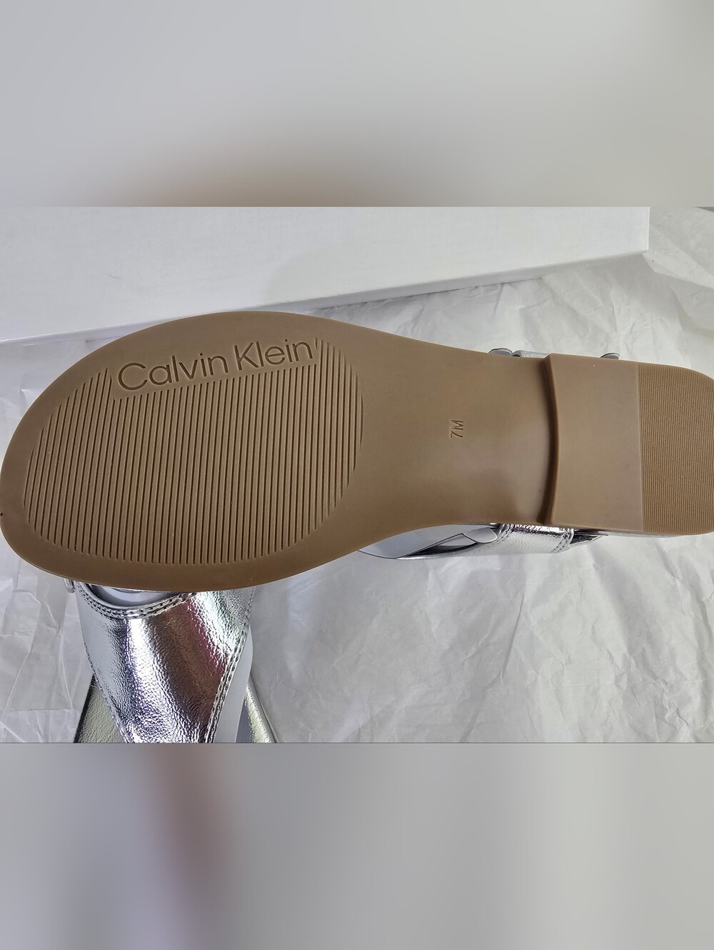 Calvin Klein Moraca2 Silver Metallic Flat Thong Sandals Size 7M New In Box NWT - Picture 5 of 8